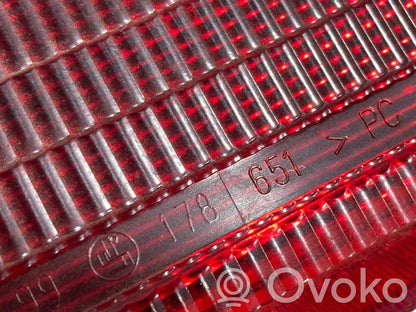 Papildu bremžu signāla lukturis