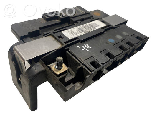 Узел соединения положительного провода