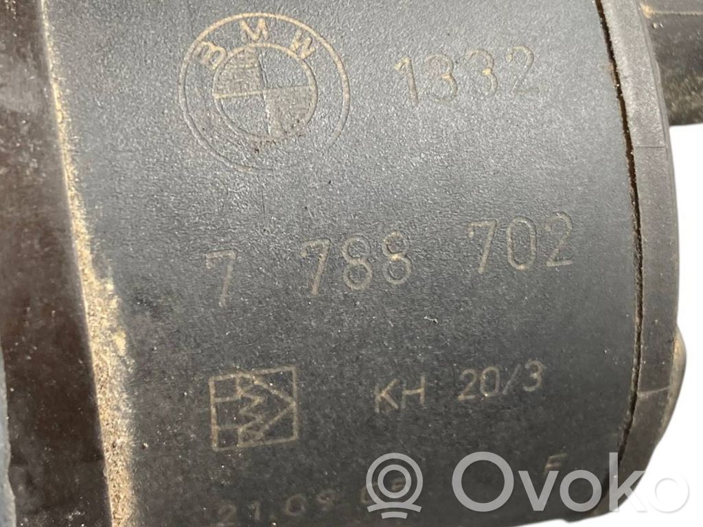 Degvielas filtra sildītājs