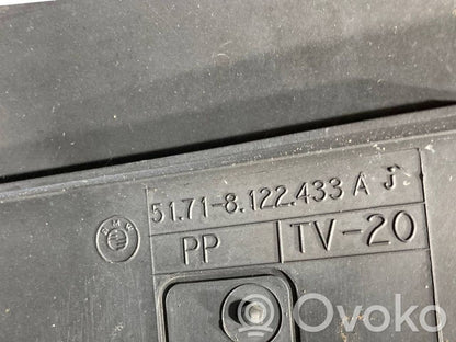 Radiatoru paneļa turētājs (televizora)