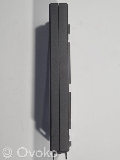 Tālruņa vadības bloks