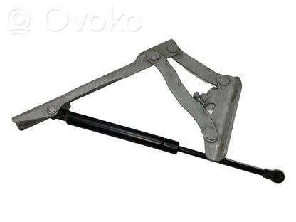 Engine hood damper