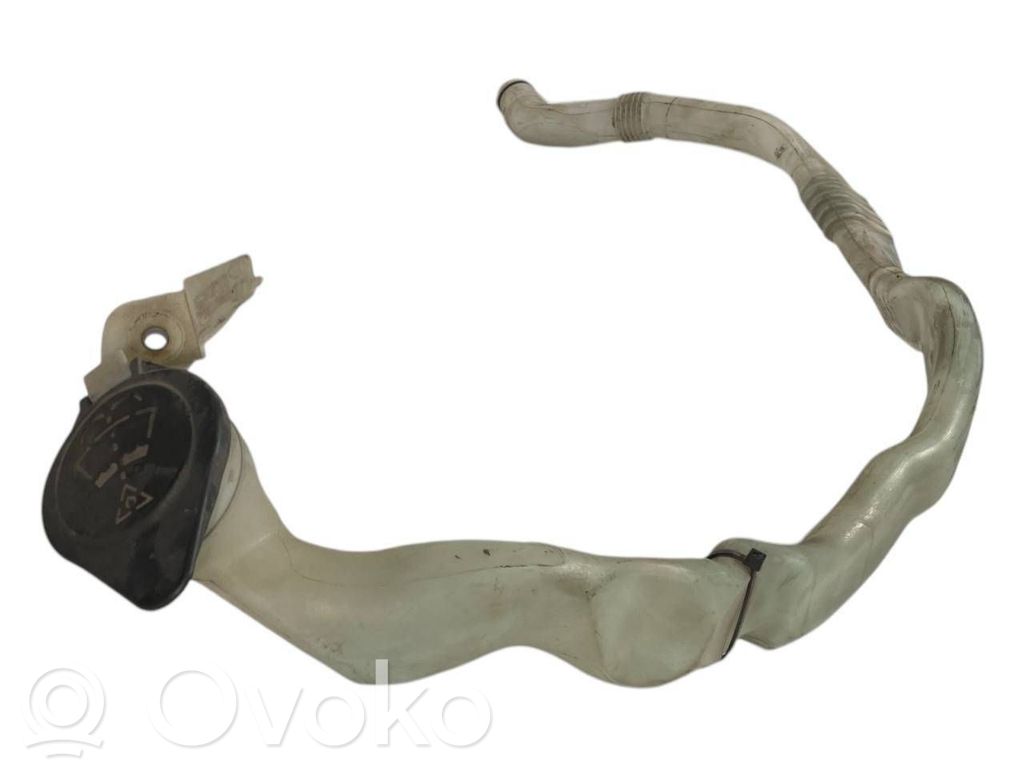 Window fluid reservoir filler pipe