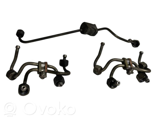 Degvielas caurulīte (-es)