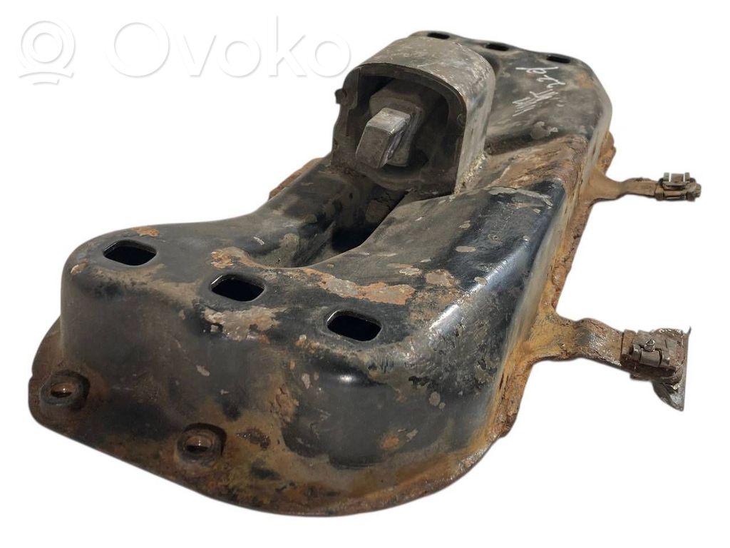 Pārnesumkārbas stiprinājuma kronšteins