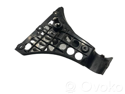 Rear bumper mounting bracket