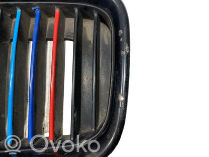 Apakšējais režģis (trīsdaļīgs)