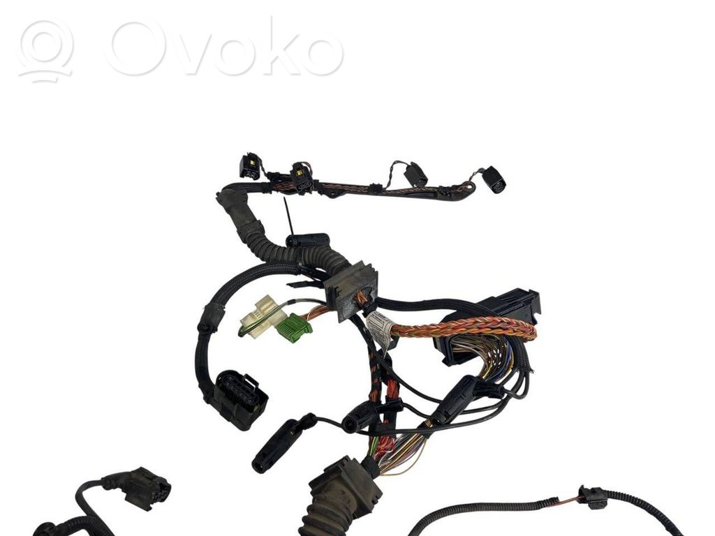 Dzinēja vadu instalācija