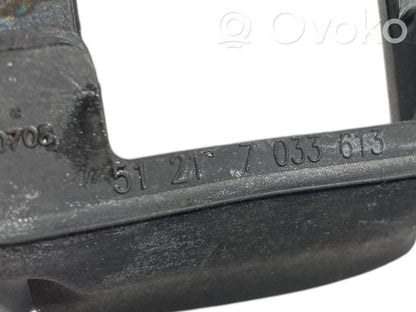 Durvju atvēruma ierobežotājs