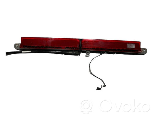 Papildu bremžu signāla lukturis