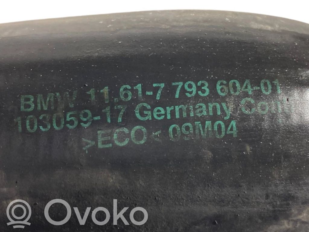 Interkūlera šļūtene (-es) / caurule (-es)