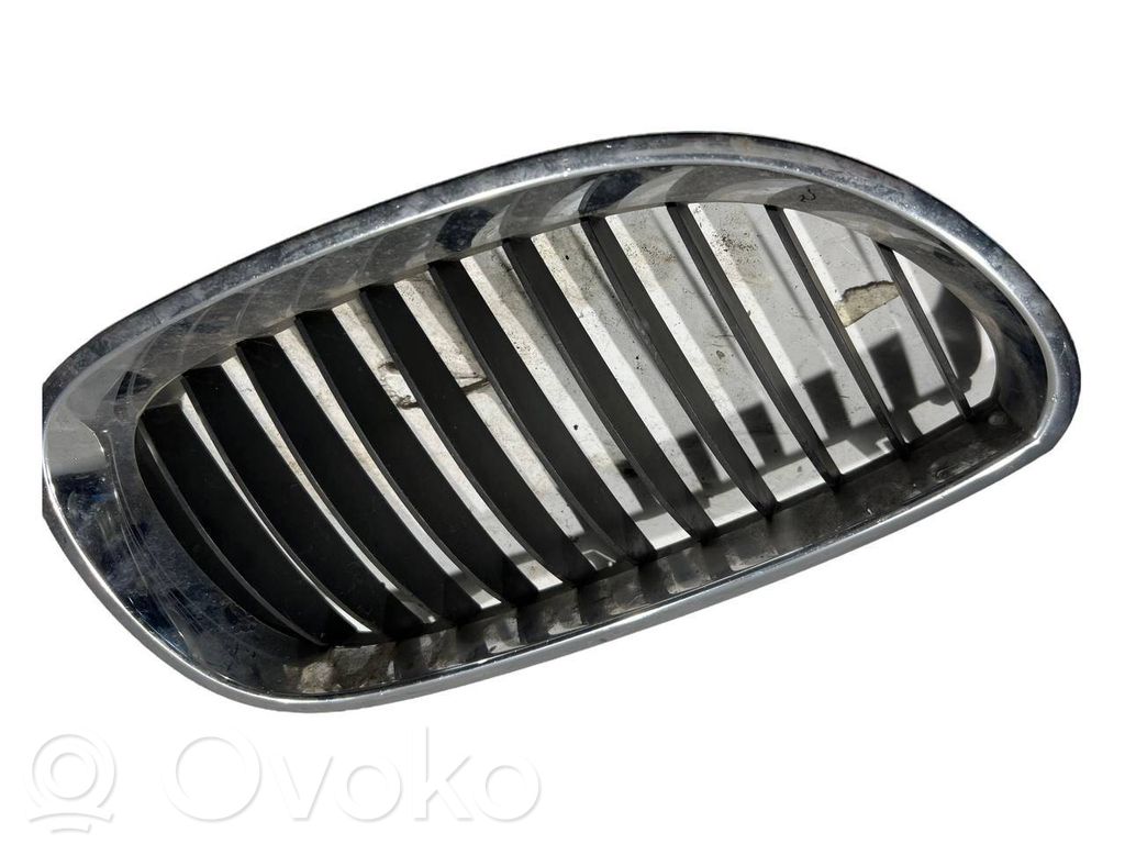 Front grille