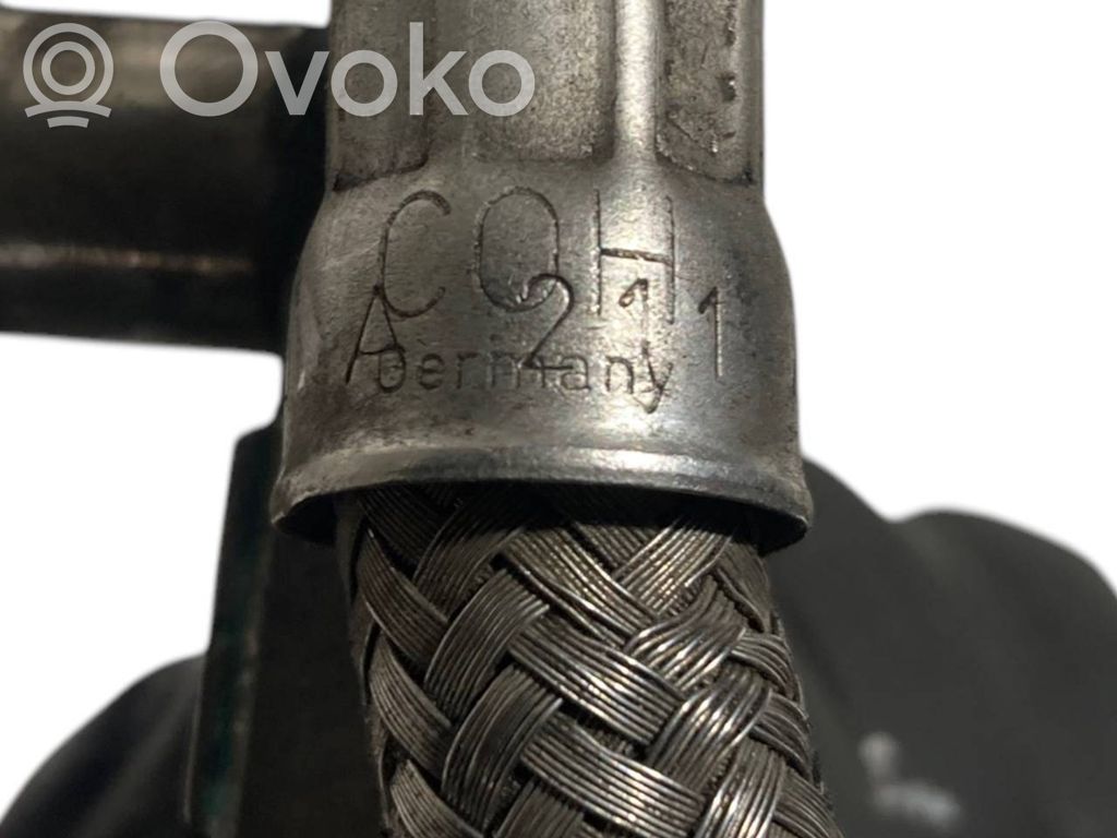 Fuel main pipe