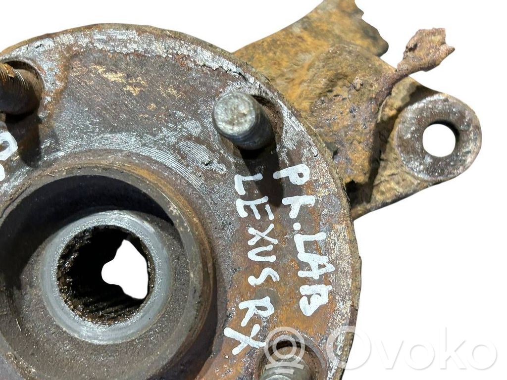 Priekšējā riteņa rumbas vārpstas šarnīrs (stupica, capfa)