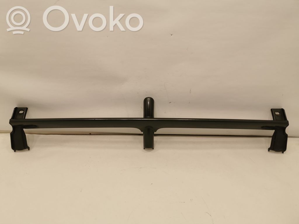 Apakšējais režģis (trīsdaļīgs)