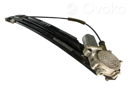 Priekšpusē elektriskā loga pacelšanas mehānisma komplekts