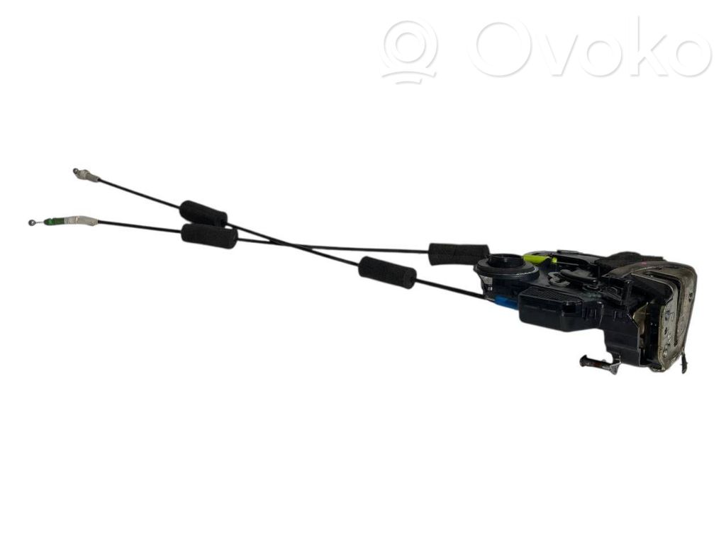 Aizmugurē slēdzene