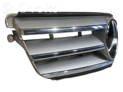 Augšējais režģis