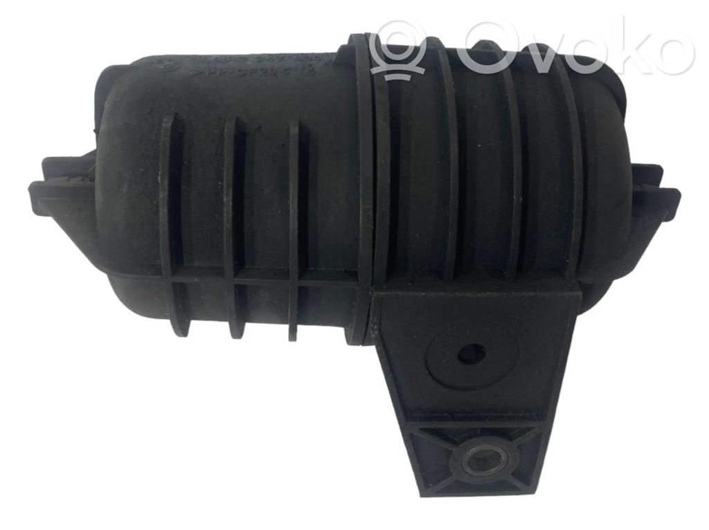 Vakuuma gaisa tilpne