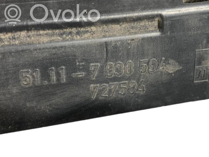 Lower grille (three-piece)