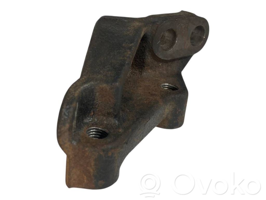 Pārnesumkārbas stiprinājuma kronšteins