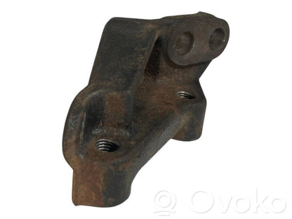 Pārnesumkārbas stiprinājuma kronšteins