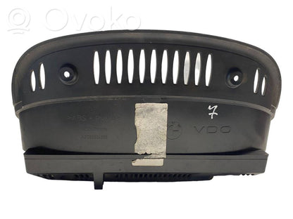 Ekrāns / displejs / mazais ekrāns