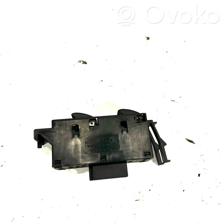 Переключатель стеклоподъемника