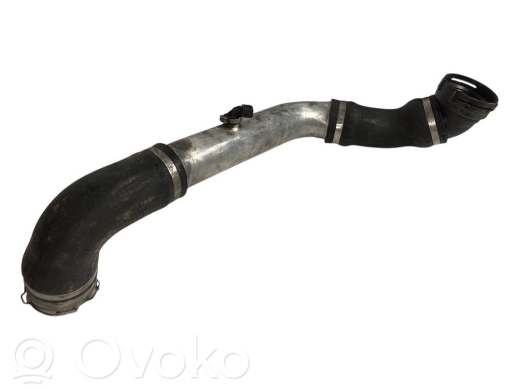 Interkūlera šļūtene (-es) / caurule (-es)