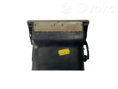 Aizmugurējā gaisa - ventilācijas reste