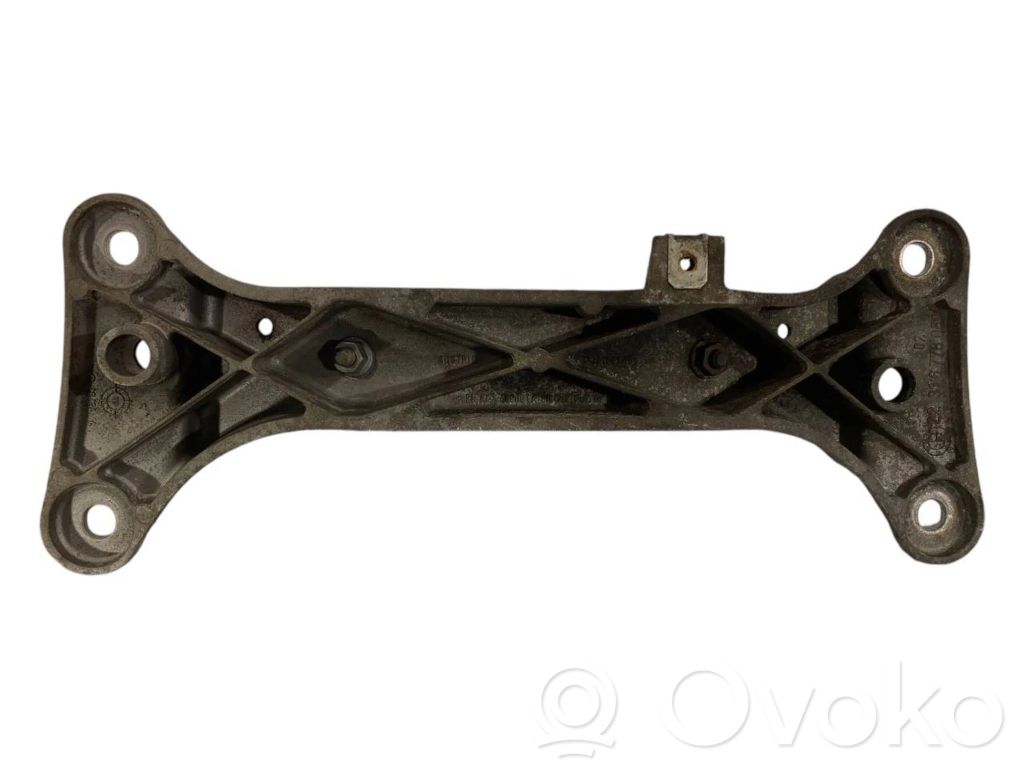 Кронштейн крепления трансмиссии