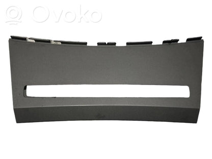 Klimata kontrole / mazā radiatora vadības dekoratīvā apdare