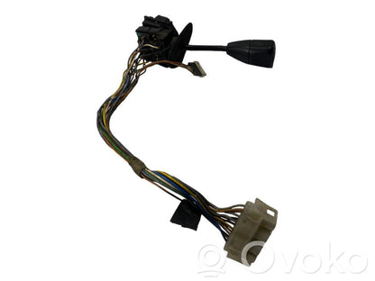 Pagrieziena signālu / lukturu sviria