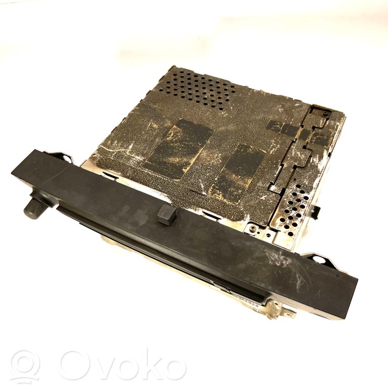 Радио / CD/DVD-плеер / навигация