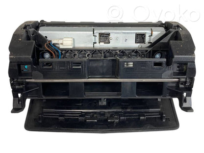 Ekrāns / displejs / mazais ekrāns