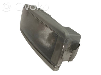 Cita veida salona apgaismojums