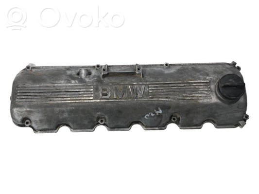 Valve cover