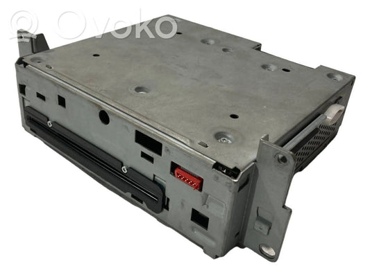 Радио / CD/DVD-плеер / навигация