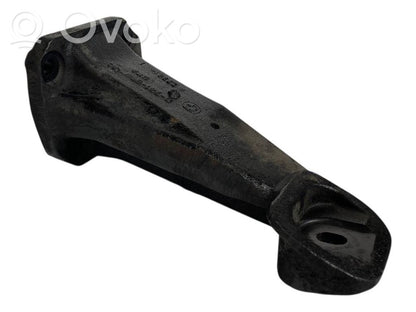 Dzinēja nostiprināšanas stiprinājums-kronšteins