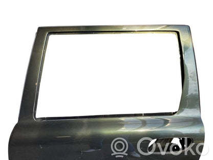 Aizmugurējās durvis