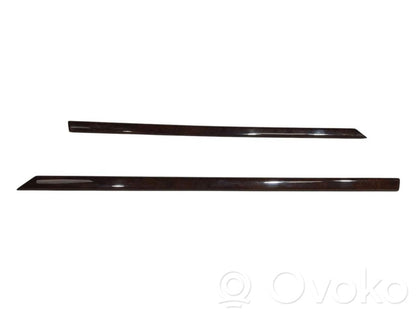 Salona dekoratīvās apdares komplekts