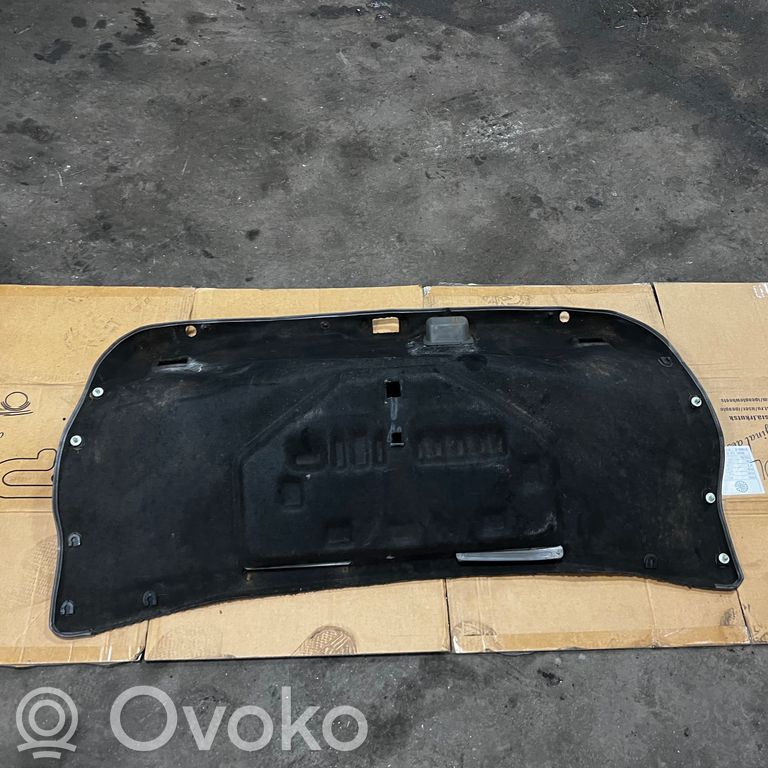 Декоративная накладка на крышку багажника (комплект)