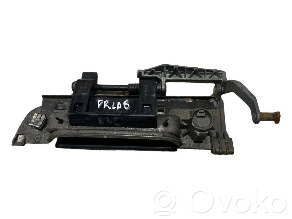 External opening handle