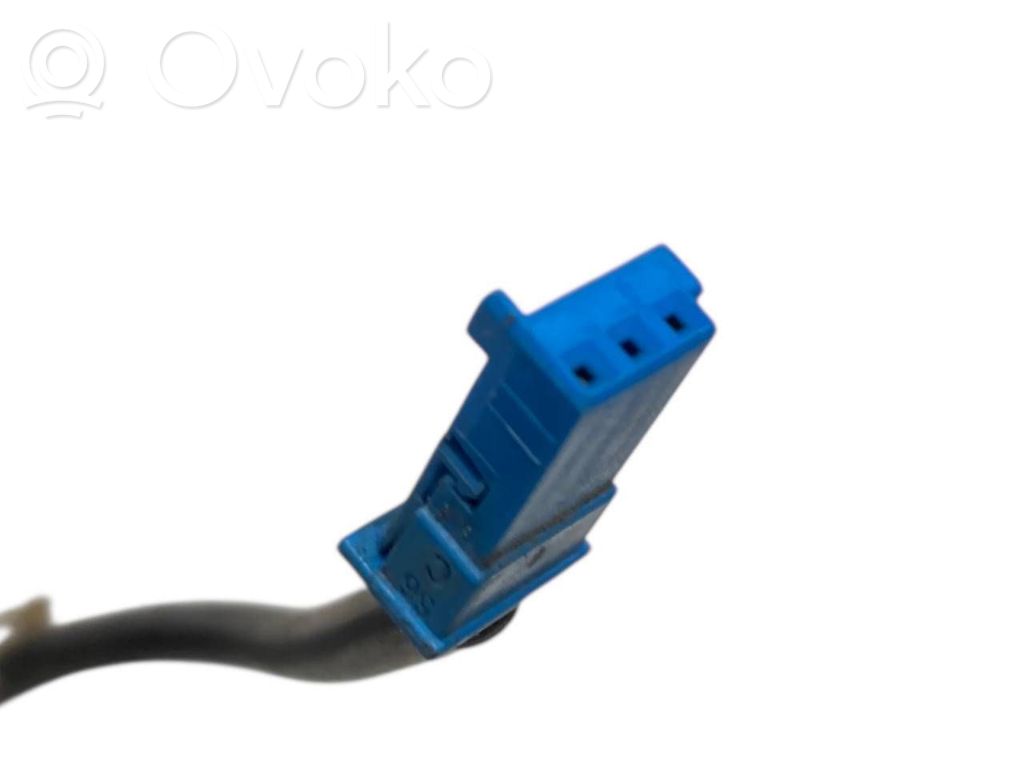 Отрицательный провод (аккумулятор)