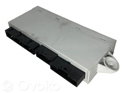 Centrālās atslēgas vadības bloks