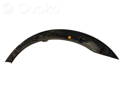 Aizmugurējā spārna uzlika / moldings