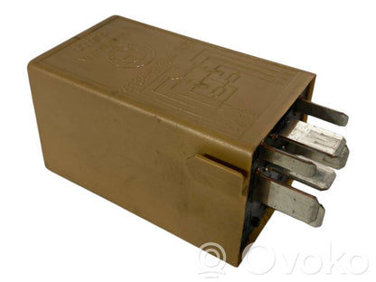 Window wiper relay