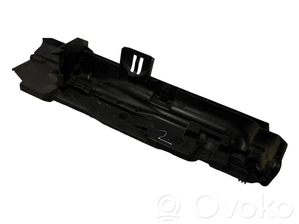 Radiatoru paneļa turētājs (televizora)