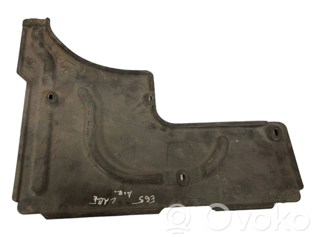 Apakšas aizsargs šasijas aizmugurējā daļā