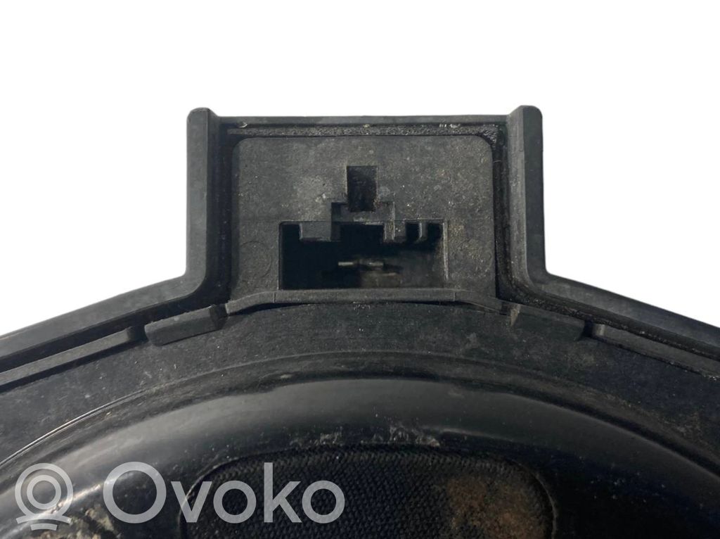 Zemo frekvenču skaļrunis